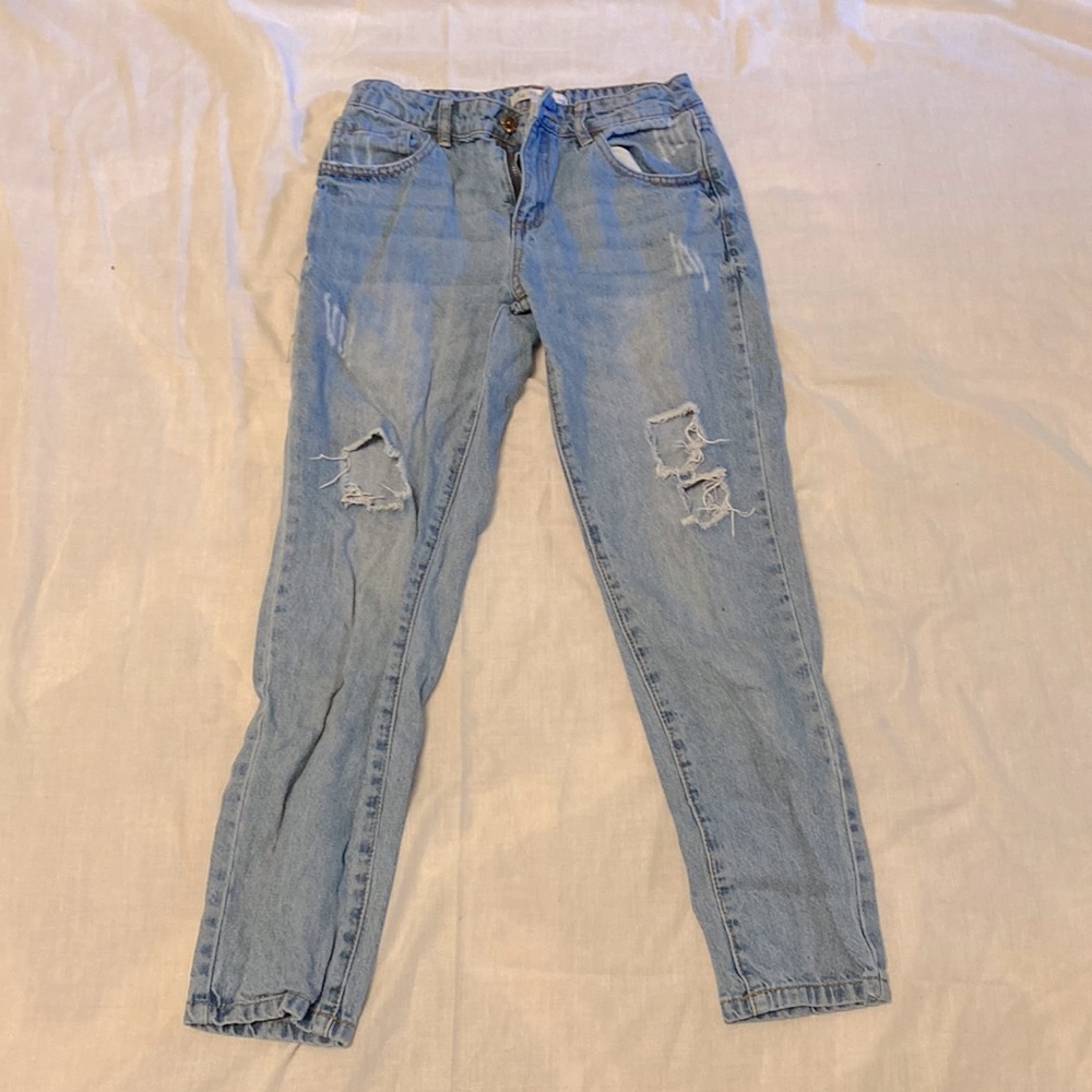 stylish boyfriend jeans